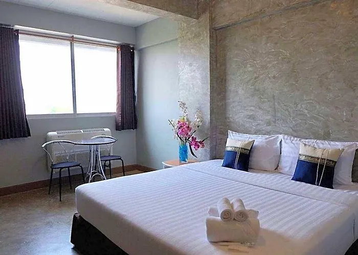 Hotel Happyland Mansion 3*