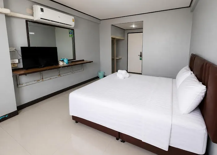 Hotel Happyland Mansion 3*