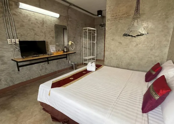 Hotel Happyland Mansion Bangkok