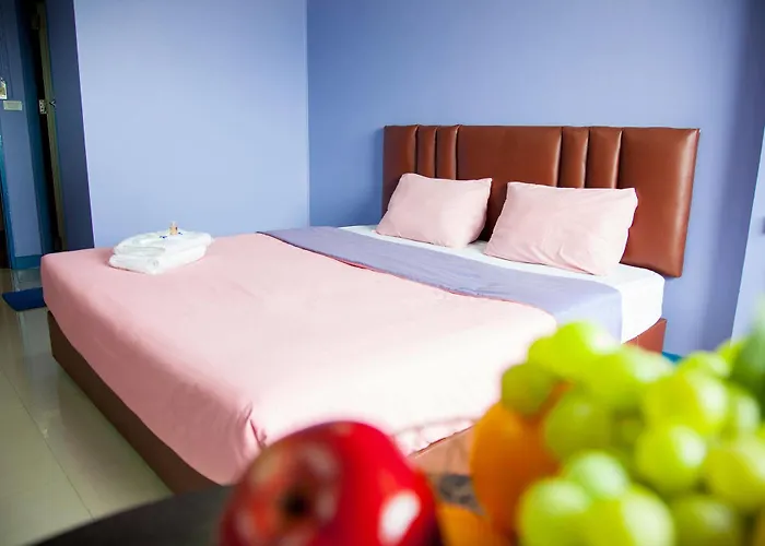 Hotel Happyland Mansion