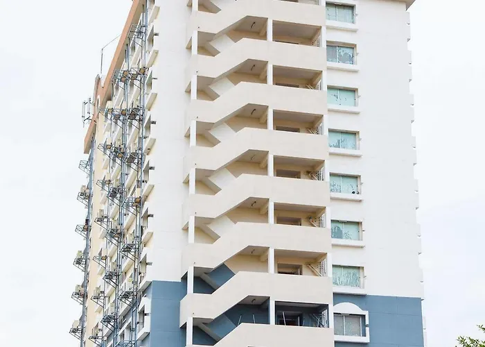 Happyland Mansion Hotel Bangkok